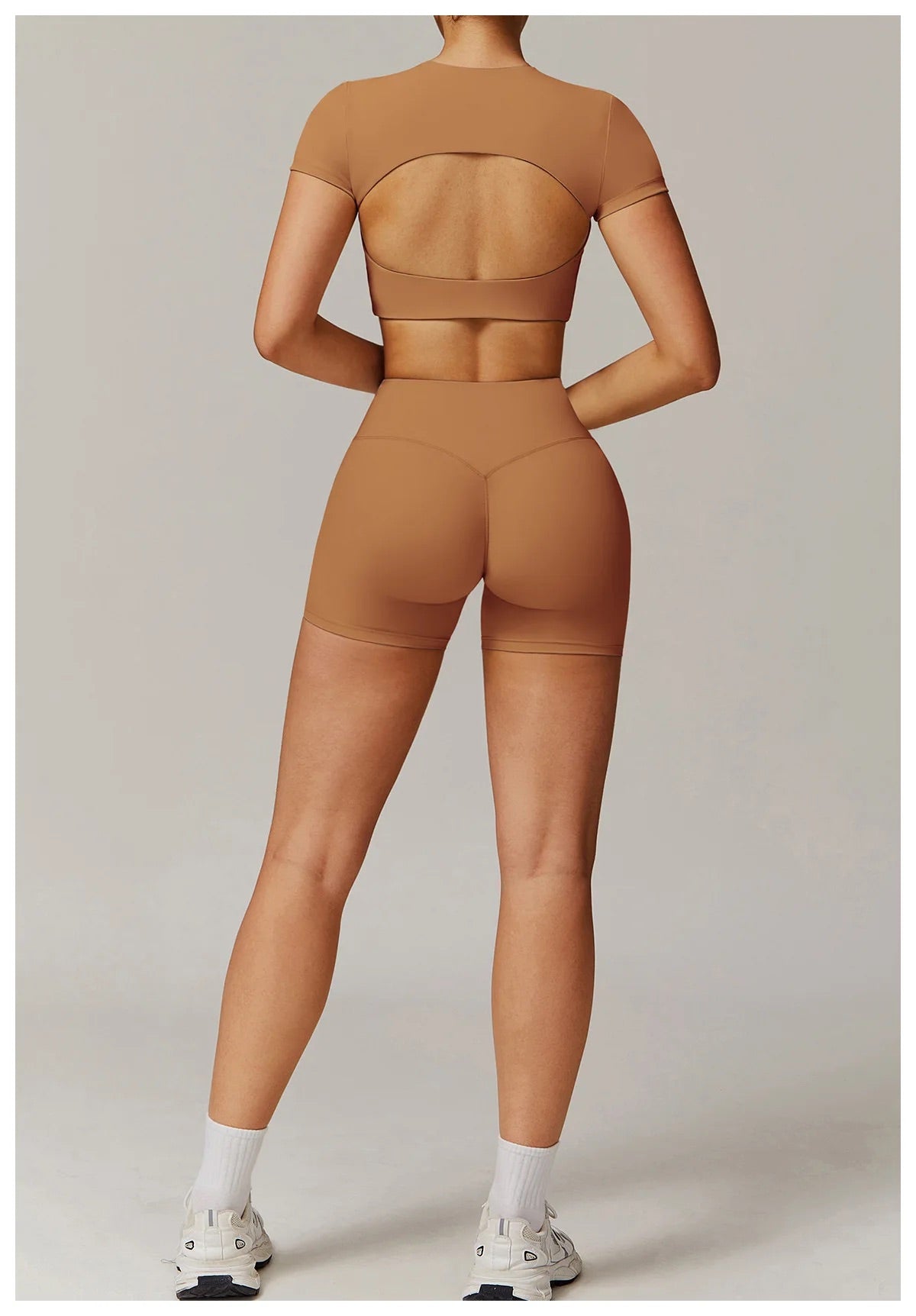 CYRA SET l | top and shorts | soft sense