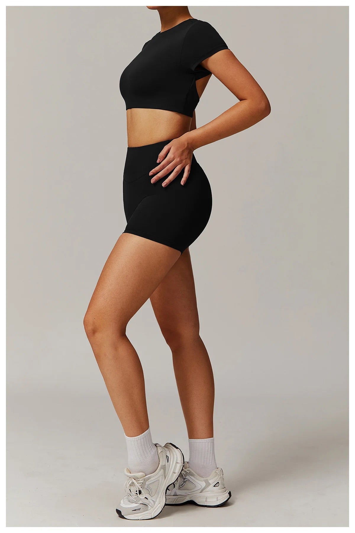 CYRA SET l | top and shorts | soft sense
