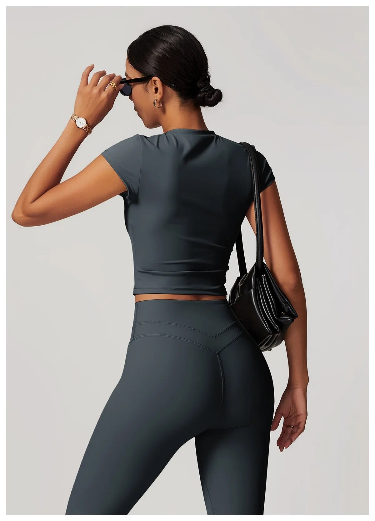 DELI TEE | cropped