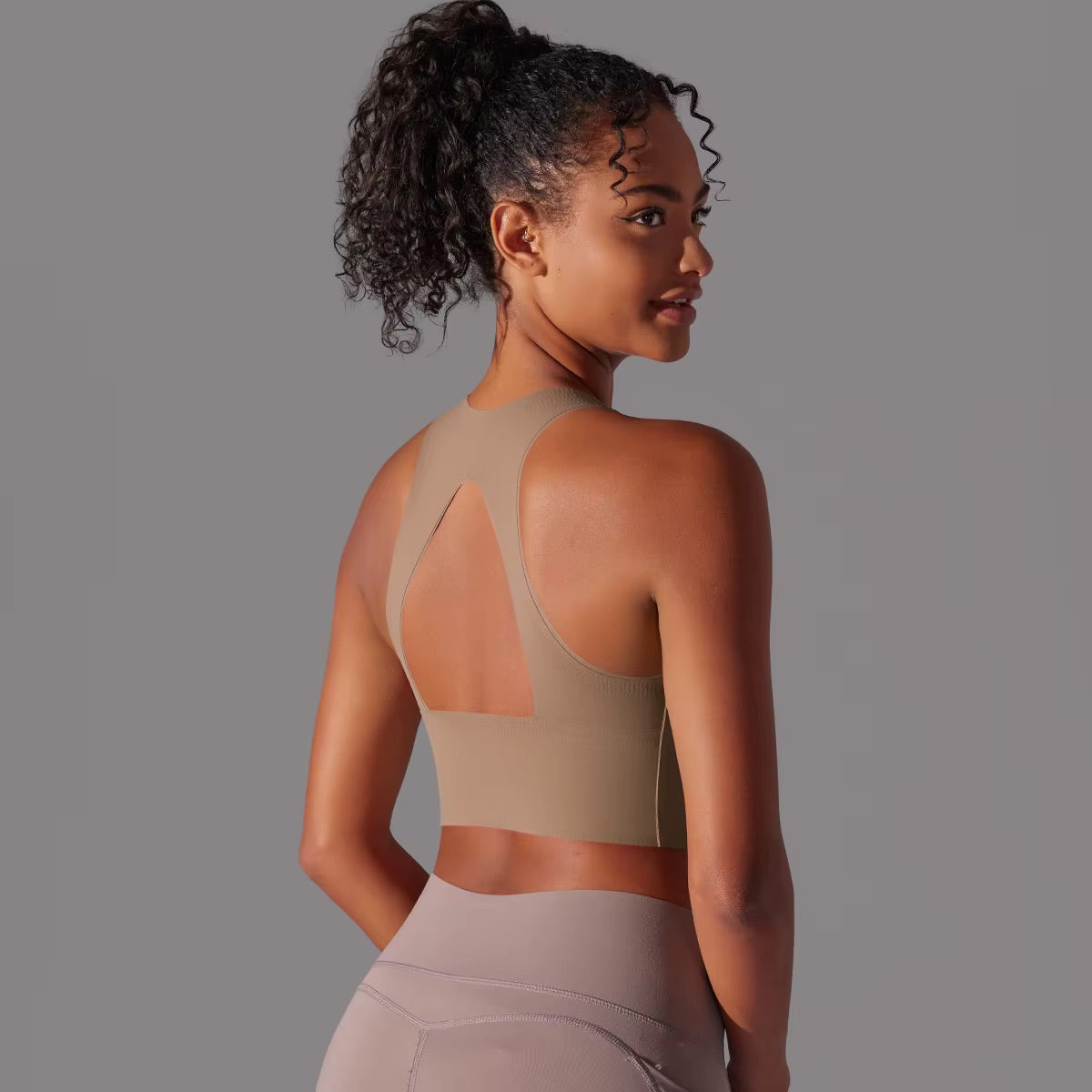Women Fitness Sports Bra Top Gym Yoga Bra Back Cutout Workout Sports Underwear Running Quick DryTank Top Soft With Chest Pad