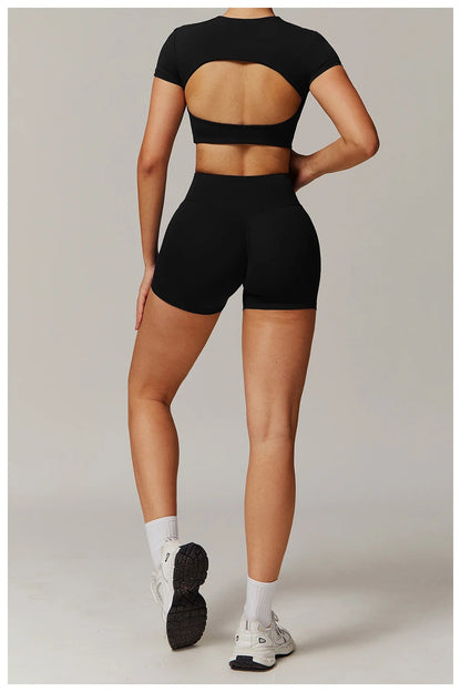 CYRA SET l | top and shorts | soft sense