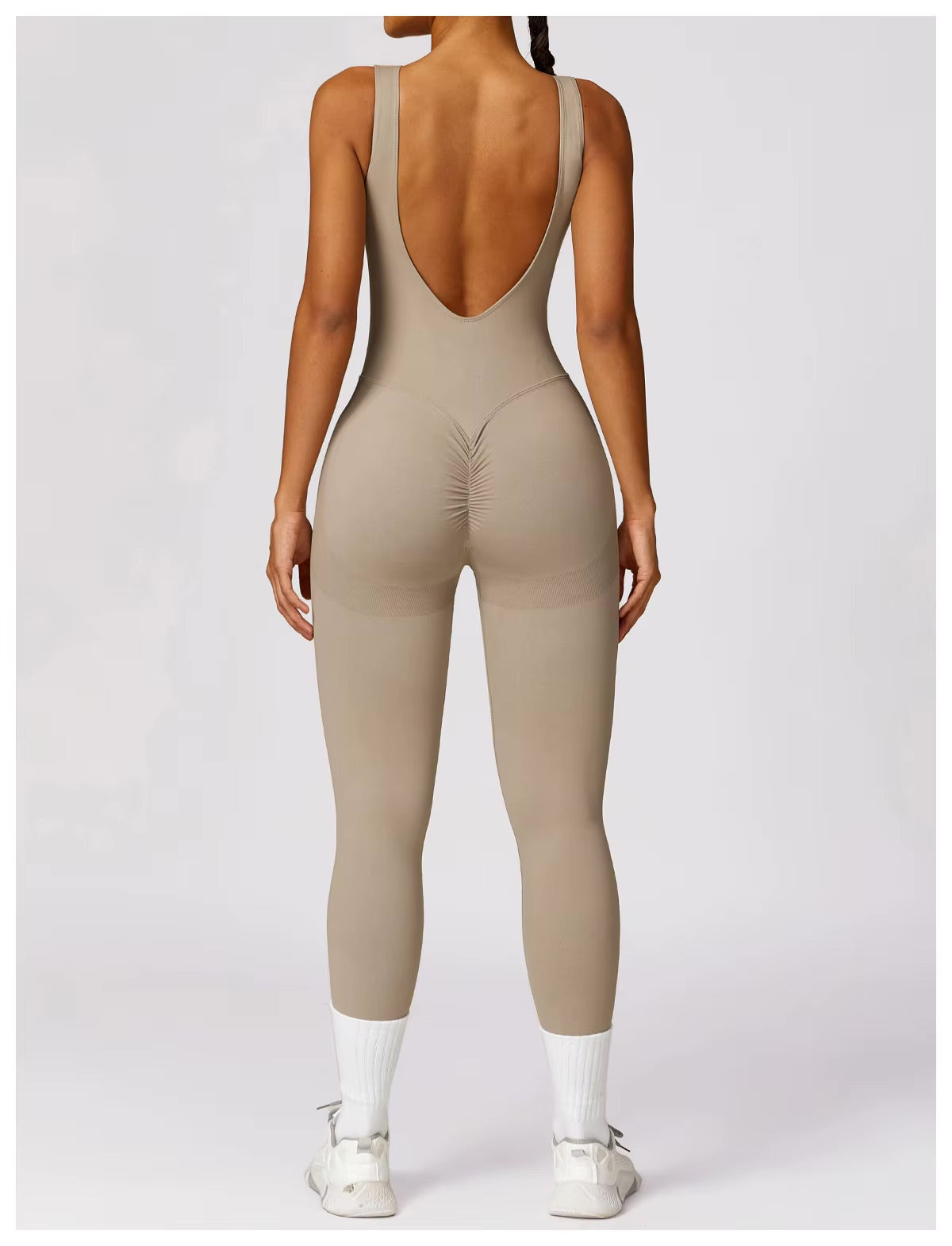 LIA SEAMLESS on-piece suit